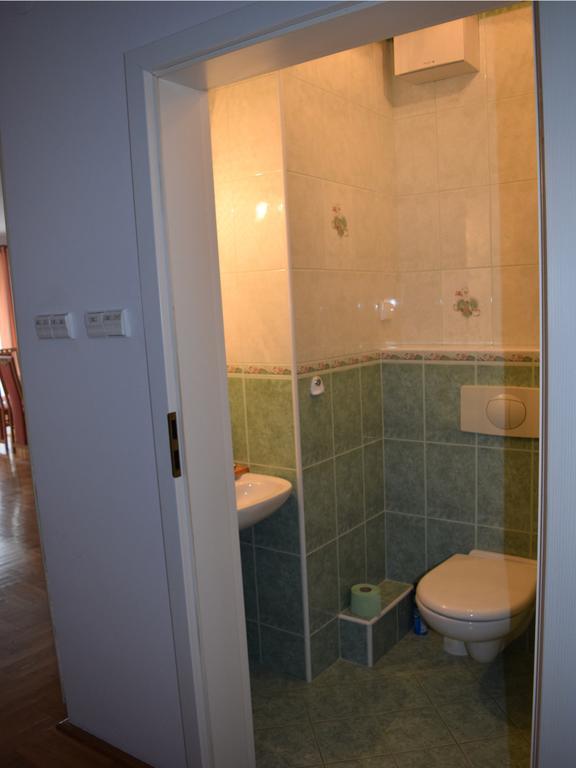 Dgm Apartment Warszawa Exteriör bild