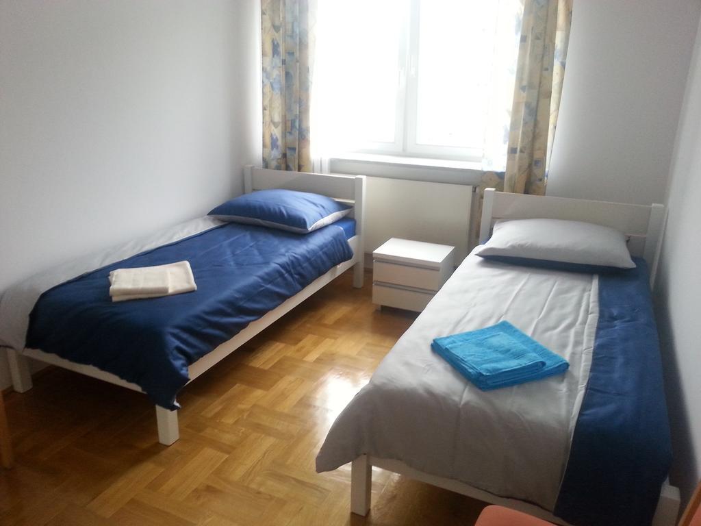 Dgm Apartment Warszawa Exteriör bild